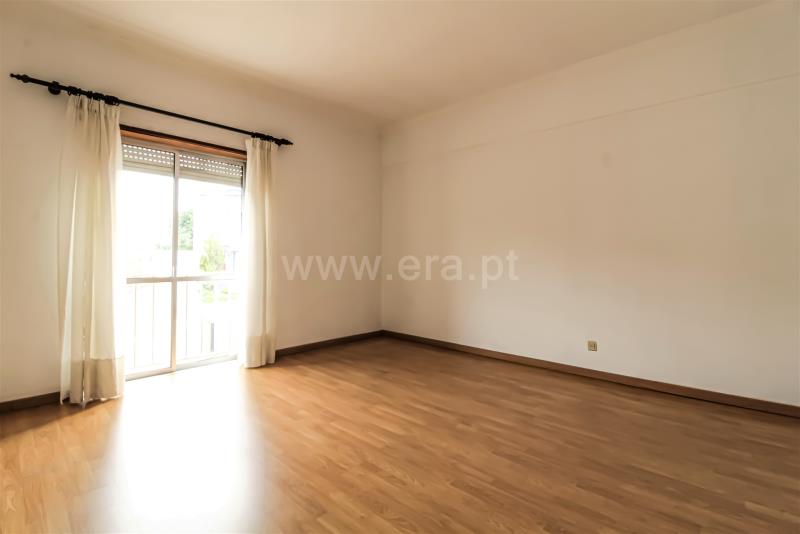 Apartamento T1 / Almada, Feijó
